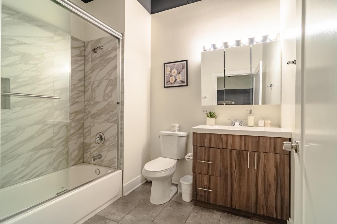 Ideal 3Br Business Or Leisure Rental In Chicago Fully Stocked Kitchen & Fast Internet With Optional Parking Near Soldier Field, Grant Park & Mccormick Place Чикаго Екстер'єр фото