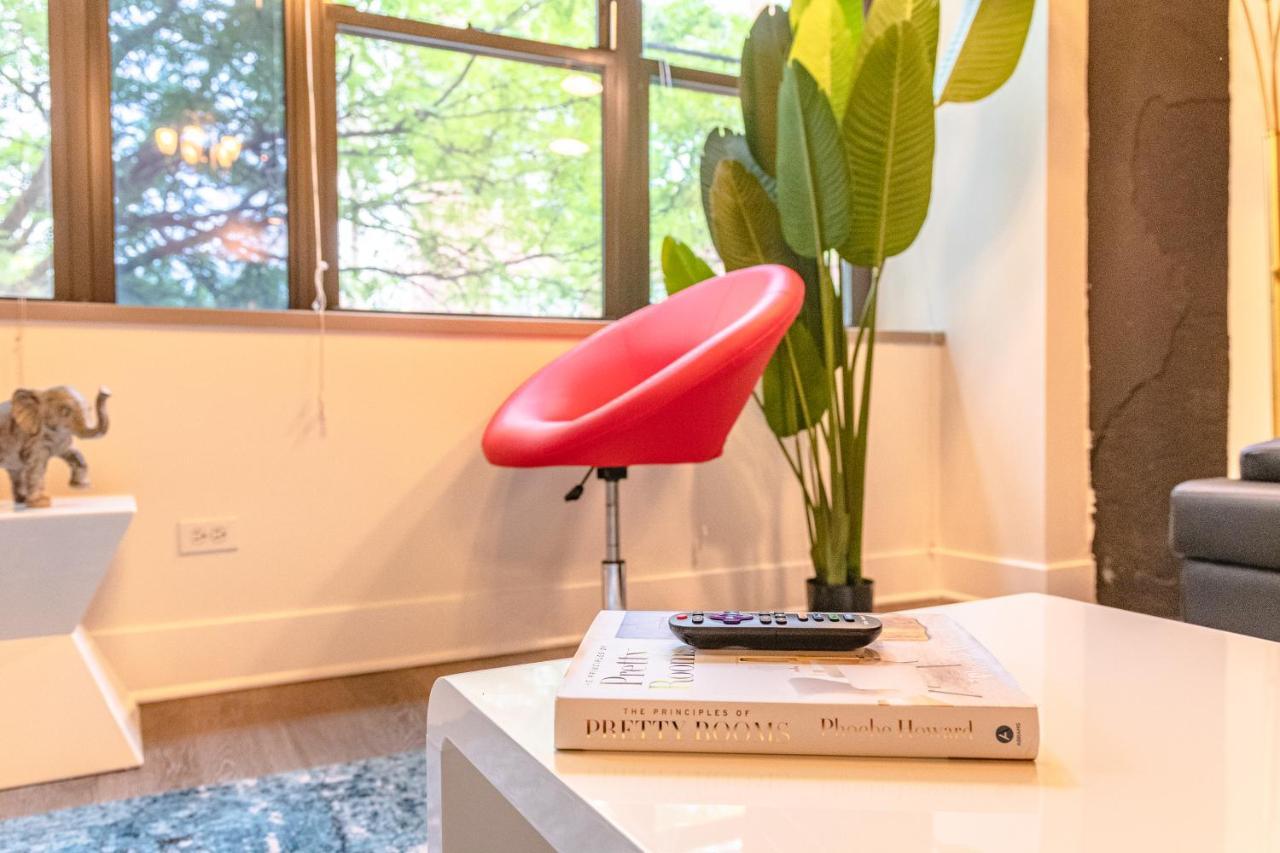 Ideal 3Br Business Or Leisure Rental In Chicago Fully Stocked Kitchen & Fast Internet With Optional Parking Near Soldier Field, Grant Park & Mccormick Place Чикаго Екстер'єр фото