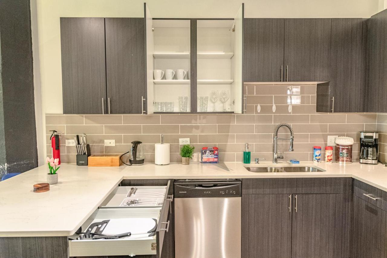 Ideal 3Br Business Or Leisure Rental In Chicago Fully Stocked Kitchen & Fast Internet With Optional Parking Near Soldier Field, Grant Park & Mccormick Place Чикаго Екстер'єр фото